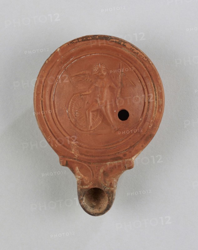 Lamp, Anatolia; 1st - 4th century; Terracotta; 2.5 x 7.5 x 10.2 cm, 1 x 2 15,16 x 4 in