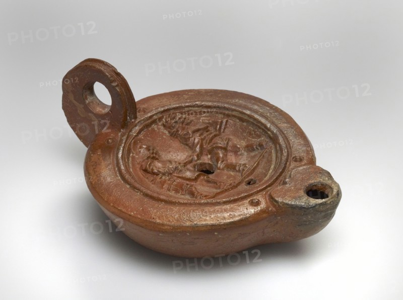 Lamp, South Anatolia, Anatolia; 1st - 4th century; Terracotta; 2.4 x 7.2 x 9.6 cm, 15,16 x 2 13,16 x 3 3,4 in