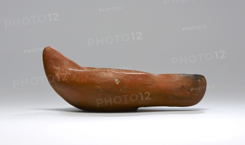 Lamp, North Africa; 450 - 550; Terracotta; 3.4 x 8.5 x 14.5 cm, 1 5,16 x 3 3,8 x 5 11,16 in