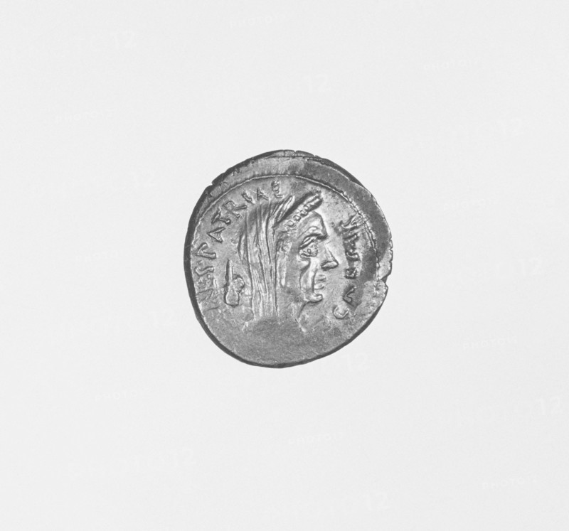 Denarius; Rome, Lazio Italy; 1st century B.C; Silver; 0.0039 kg, 0.0086 lb