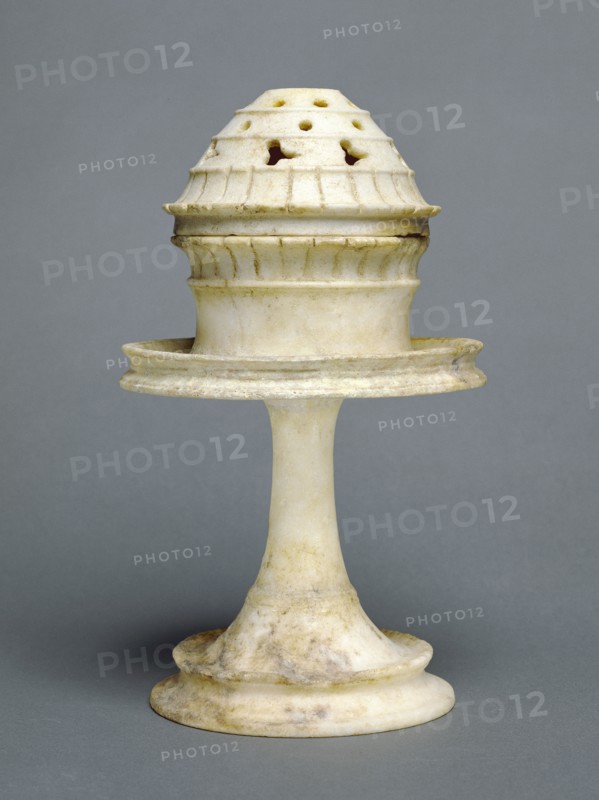 Incense Burner; South Italy; 4th century B.C; Marble with polychromy; 22.9 × 16.3 cm, 9 × 6 7,16 in