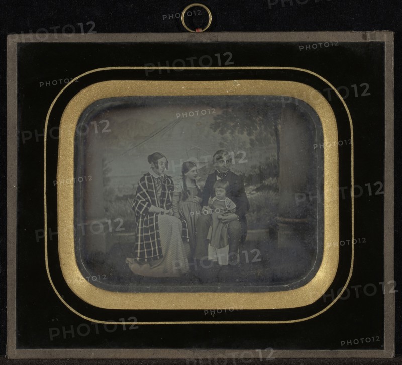 M and M de Regny and Their Children; Jean-Gabriel Eynard, Swiss, 1775 - 1863, 1849; Daguerreotype