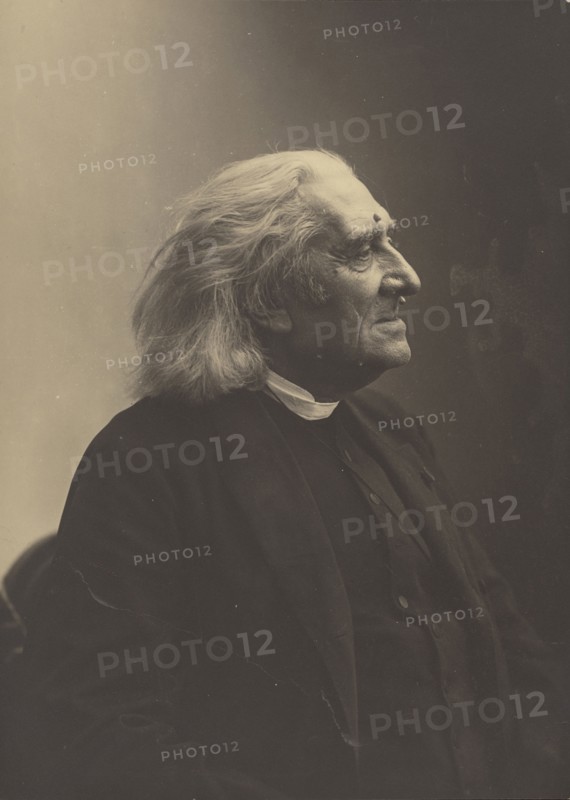 Franz Liszt; Nadar, Gaspard Félix Tournachon, French, 1820 - 1910, 1886; Gelatin silver print; 15.3 x 11 cm, 6 x 4 5,16 in