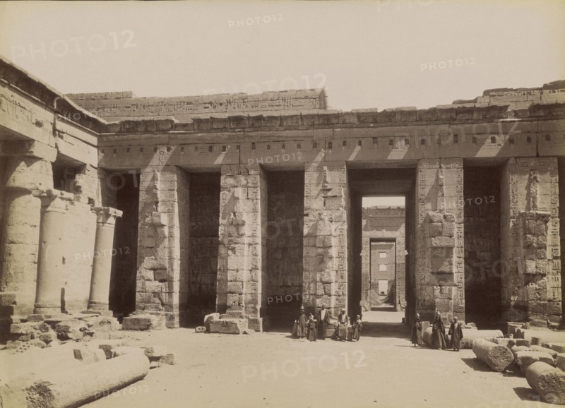 Medinet Habu, Second Court on the East Side , Medinet Habout, Deuxième Cour Cote Est; Antonio Beato, English, born Italy