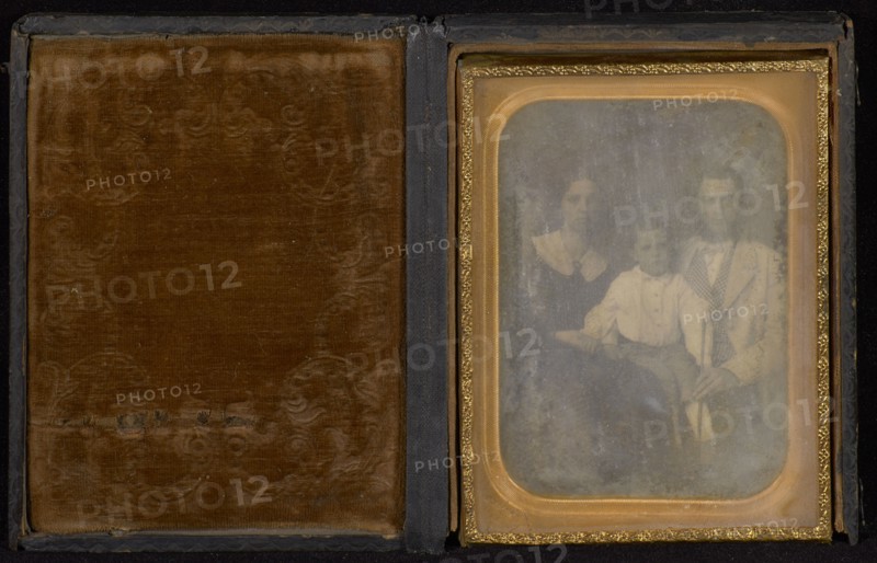 Family portrait; Attributed to Rufus Anson, American, active New York 1851 - 1867, 1851 - 1855; Daguerreotype