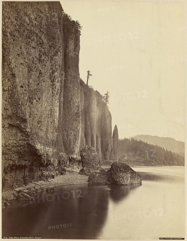 Cape Horn, Columbia River, Oregon; Carleton Watkins, American, 1829 - 1916, I.W. Taber, American, 1830 - 1912, negative 1867
