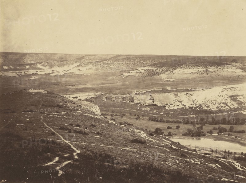 Valley of Inkermann II; Roger Fenton, English, 1819 - 1869, 1855; Salted paper print; 18.7 x 25.1 cm 7 3,8 x 9 7,8 in