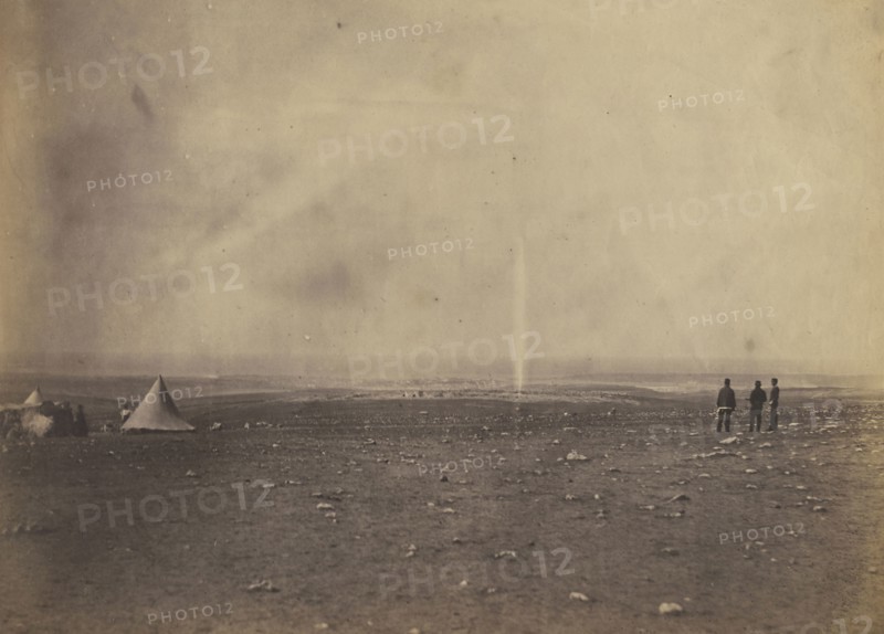 Before Sebastopol; Roger Fenton, English, 1819 - 1869, Crimea; 1855; Salted paper print; 25.5 x 34.9 cm 10 1,16 x 13 3,4 in