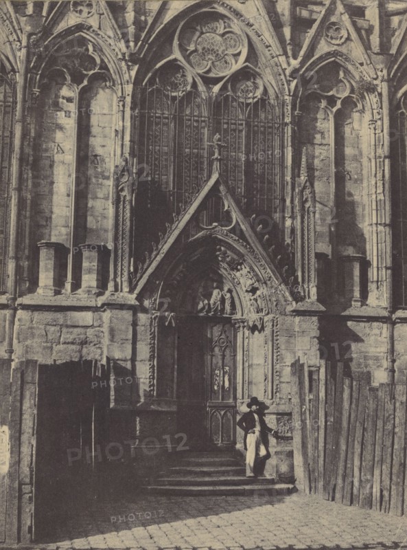 La Porte Rouge; Charles Marville, French, 1813 - 1879, Louis Désiré Blanquart-Evrard, French, 1802 - 1872, Paris, France; 1852