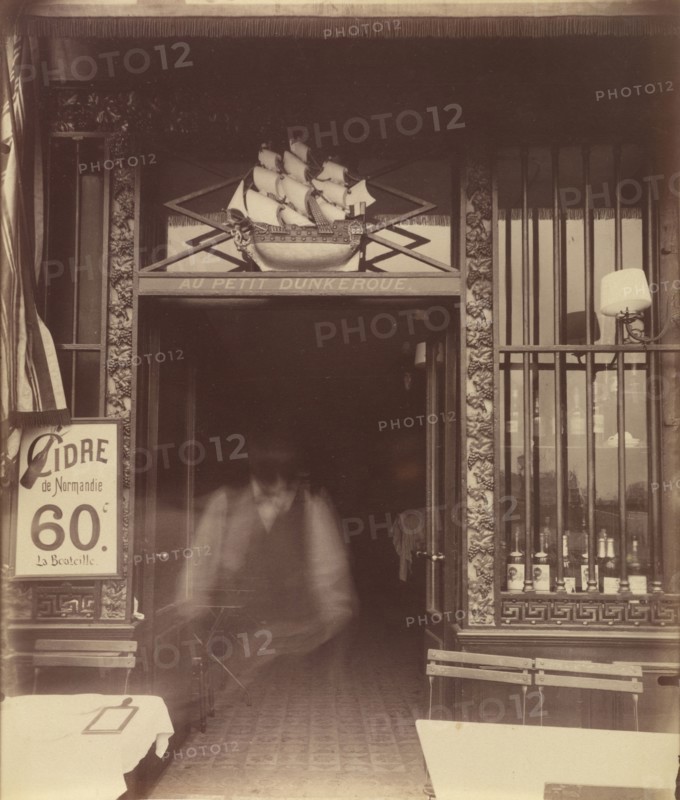 Quai Conti 3; Eugène Atget, French, 1857 - 1927, Paris, France; 1900; Albumen silver print