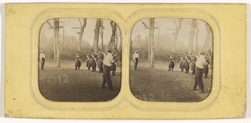 Un des adversaires tire; French; about 1860; Hand-colored Albumen silver print