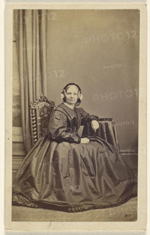 middle-aged woman, seated; Lloyd & Jefferson; 1860s; Albumen silver print
