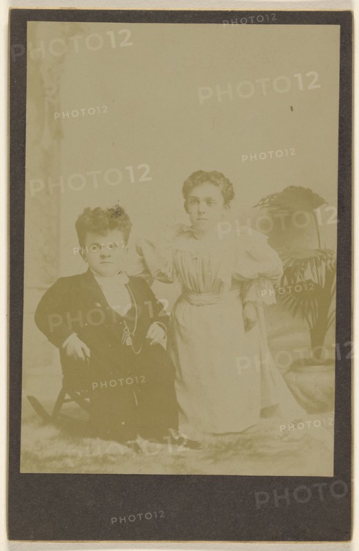 Portrait of a male and female dwarf; about 1885; Gelatin silver print