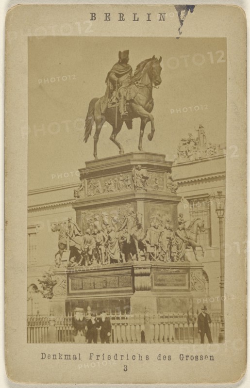 Berlin. Denkmal Friedrichs des Grossen; German; 1865 - 1870; Albumen silver print