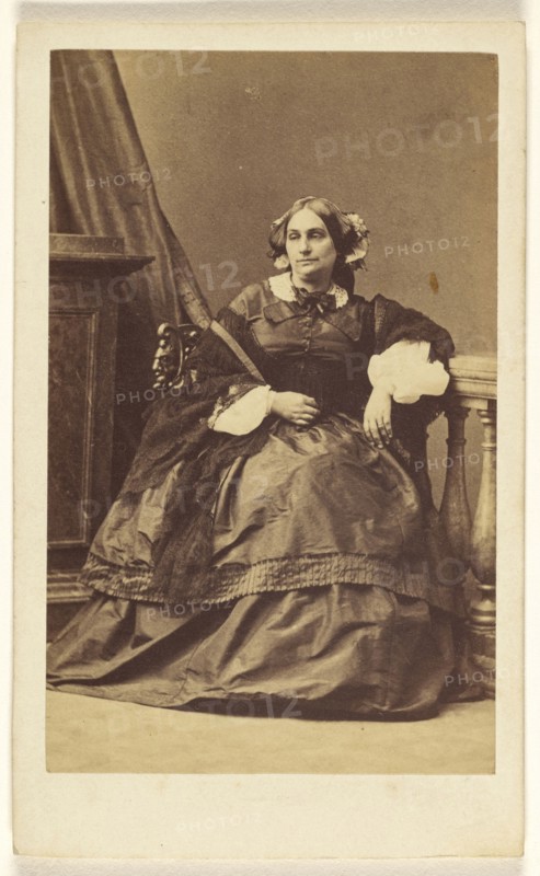 woman, seated; Disdéri & Cie; 1862 - 1864; Albumen silver print