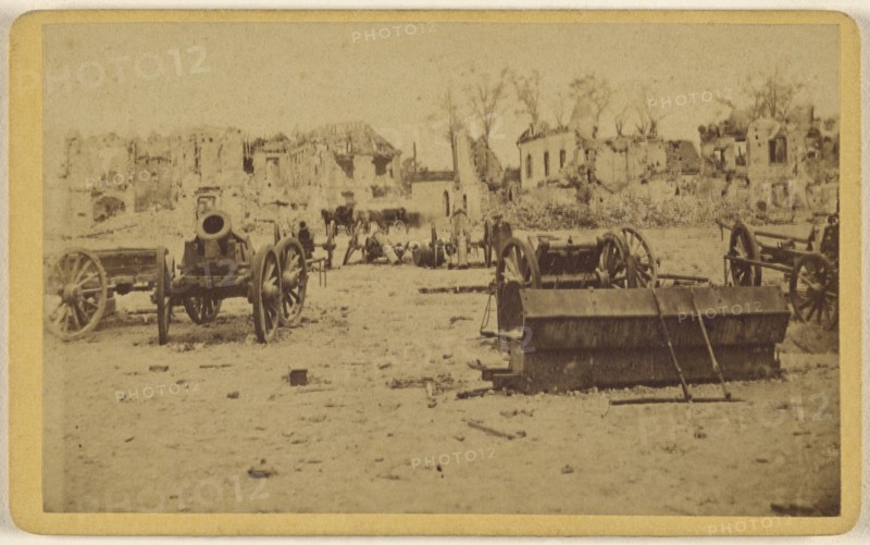 Place de la Citadelle; Varady & Company; 1870 - 1880; Albumen silver print