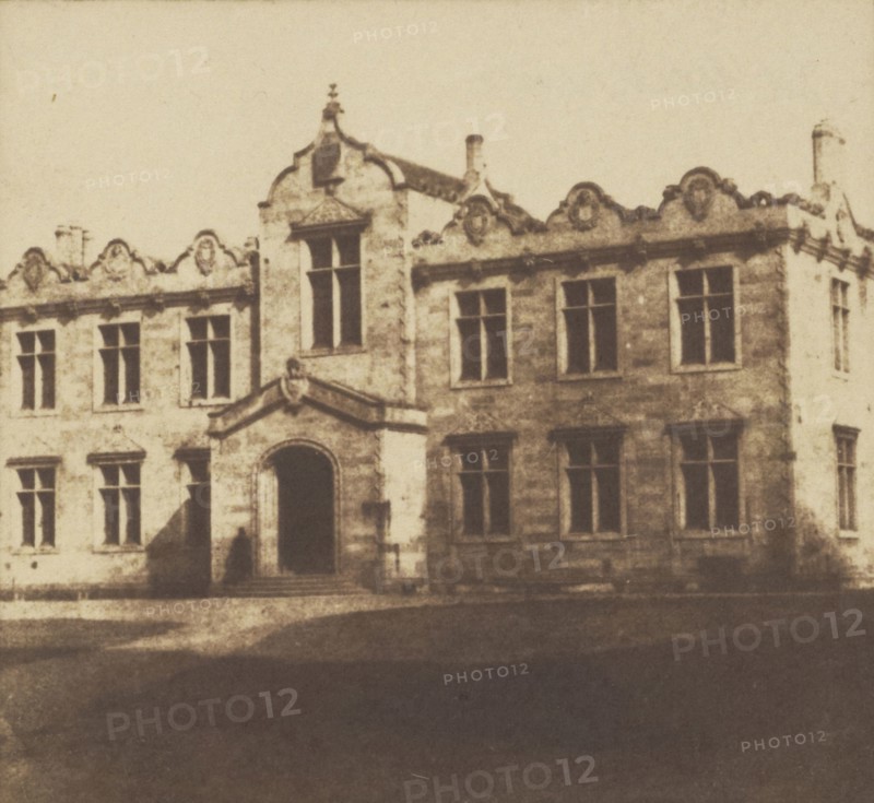 Madras College, St. Andrews; Hill & Adamson, Scottish, active 1843 - 1848, Damascus; 1843 - 1848; Salted paper print