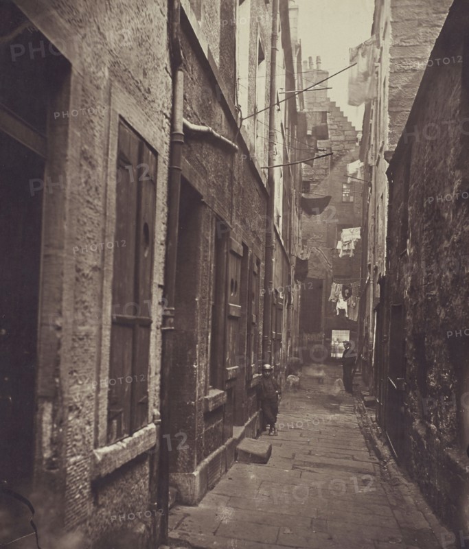 Close, No. 65 High Street; Thomas Annan, Scottish,1829 - 1887, Glasgow, Scotland; negative 1868 - 1871; print 1877; Carbon