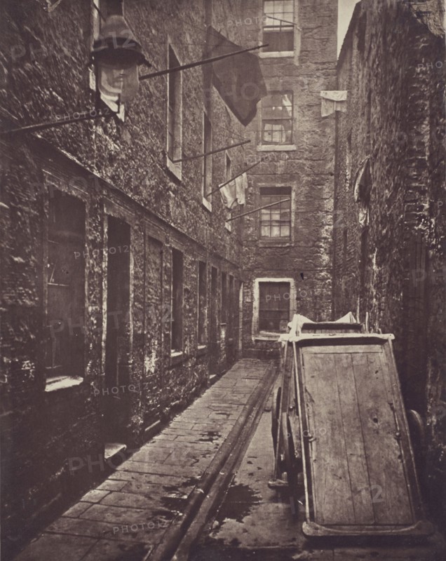 Close, No. 136 Saltmarket; Thomas Annan, Scottish,1829 - 1887, Glasgow, Scotland; negative 1868 - 1871; print 1877; Carbon