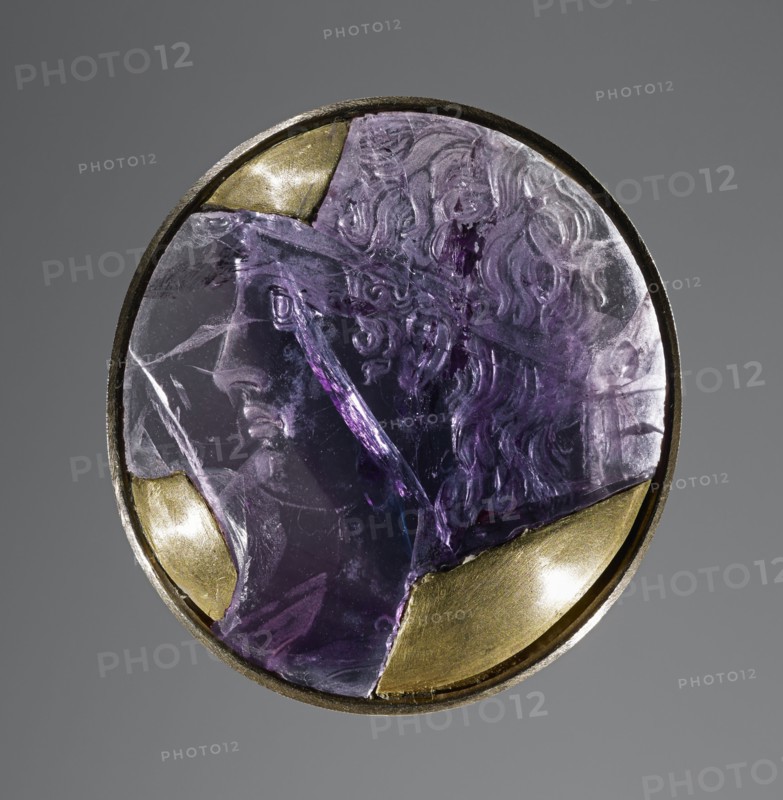 Engraved Gem; Attributed to Solon, active 70 - 20 B.C., 30 - 20 B.C; Amethyst in a modern gold mount; 3.3 × 3 cm