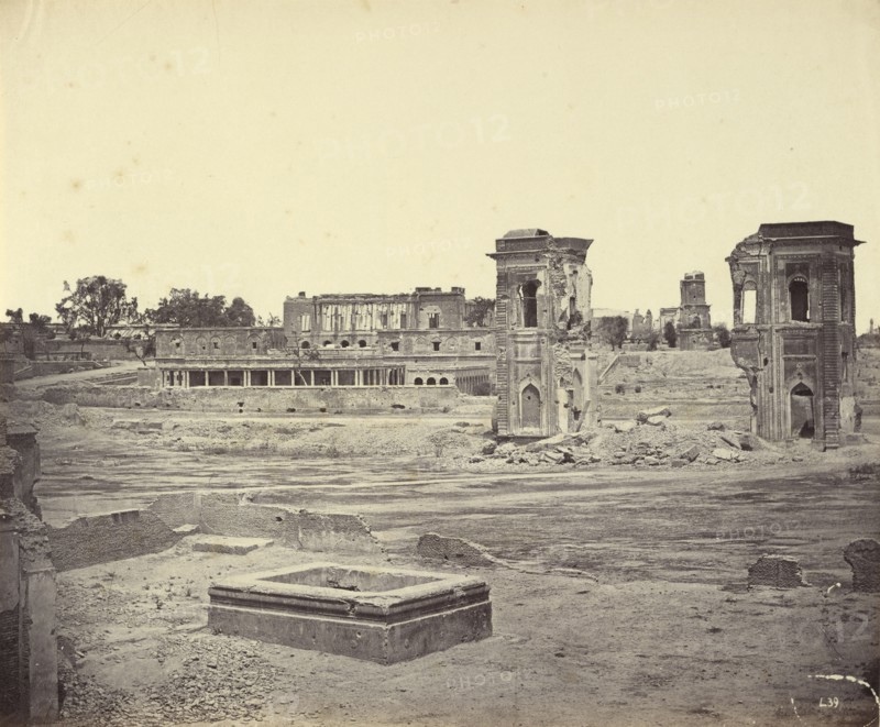 General View in the Residency; Felice Beato, 1832 - 1909, Henry Hering, 1814 - 1893, India; 1858