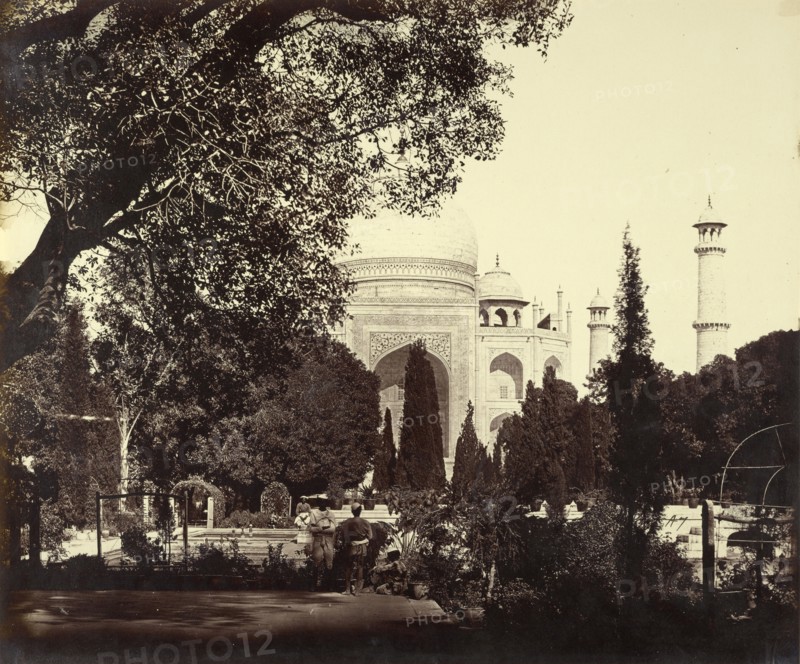 The Taj Mahal from the Fountains; Felice Beato, 1832 - 1909, Henry Hering, 1814 - 1893, India