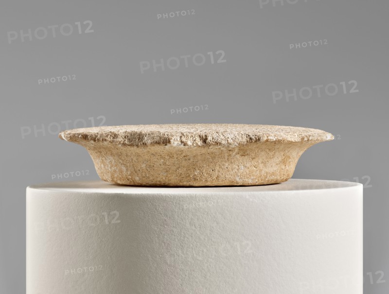 Spherical Pyxis Lid; Cyclades, Greece; 2700 - 2200 B.C; Marble; 6.3 cm, 2 1,2 in