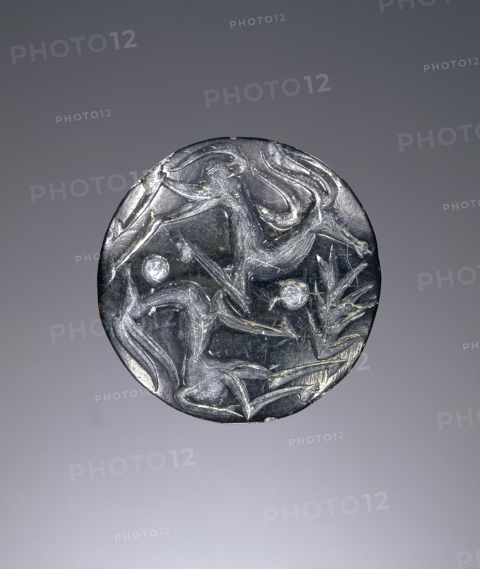 Lentoid engraved seal; Greece; about 1350 B.C. - 1100 B.C; Steatite; 2 × 0.8 cm, 13,16 × 5,16 in