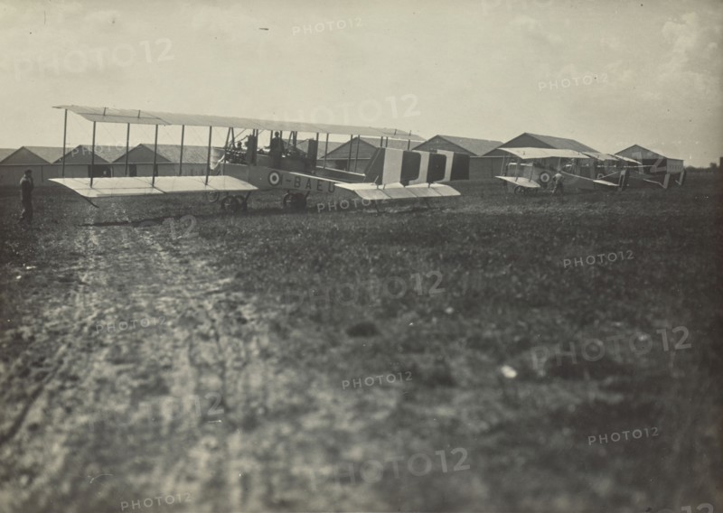 Caproni Ca. 36 airplane; Fédèle Azari, Italian, 1895 - 1930, Italy; 1914 - 1929; Gelatin silver print; 11.4 x 16.3 cm