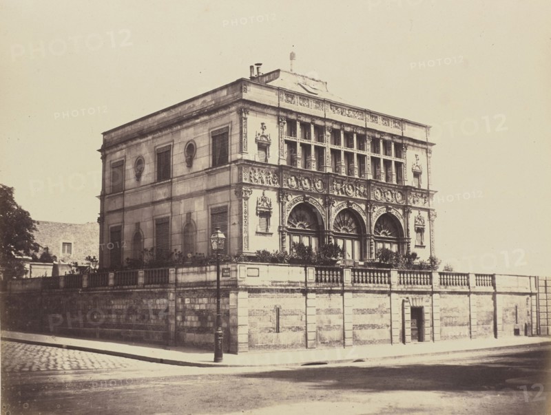 Maison de François I, No. 67, Édouard Baldus, French, born Germany, 1813 - 1889, Paris, France; 1860s; Albumen silver print