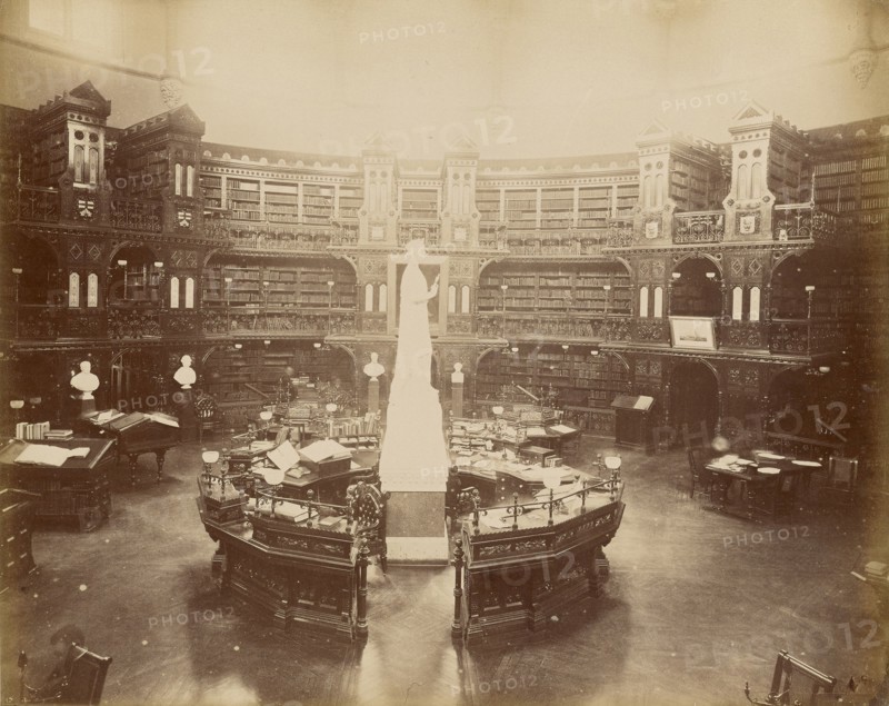 Ottawa, Interieur de la bibliotheque au palais du parlement; Ottawa, Canada; 1860s - 1880s; Albumen silver print