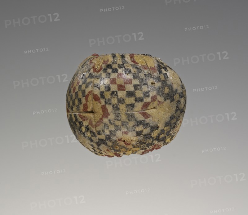 Bead; perhaps Italy; 1st century B.C. or modern; Glass; 1.7 x 1.4 cm, 5,8 x 9,16 in
