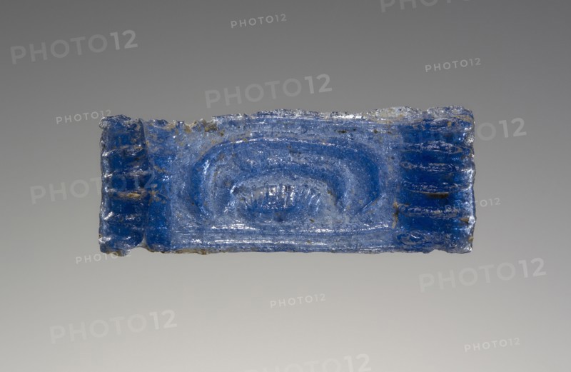 Cast Pendant; Greece; about 14th century B.C; Glass; 2.5 cm, 1 in
