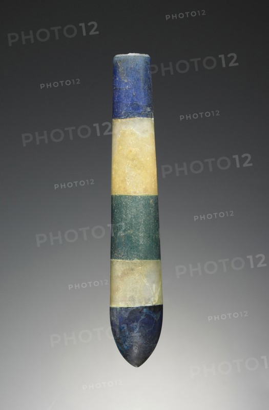 Alabastron; Eastern Mediterranean; late 1st century B.C. - early 1st century A.D; Glass; 13.4 cm 5 1,4 in