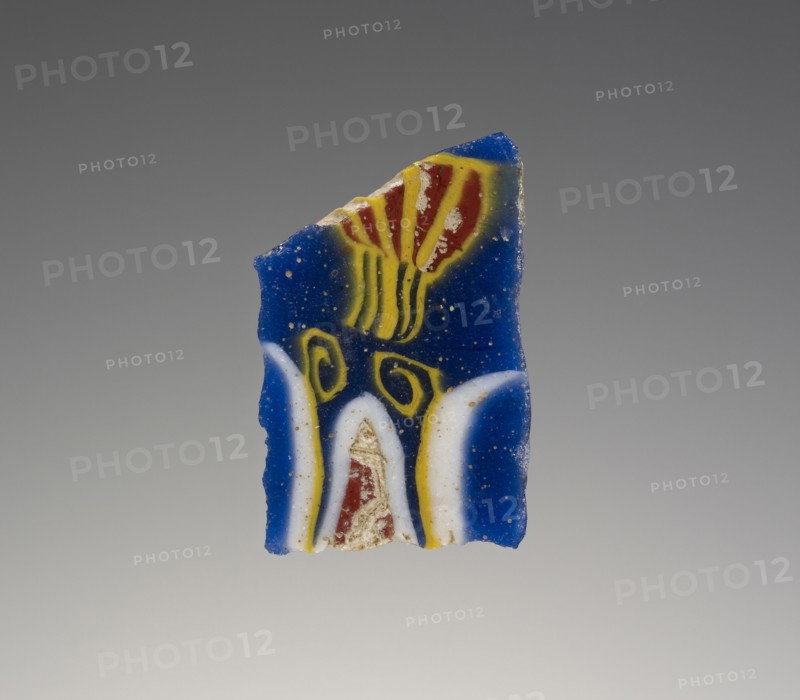 Plaque fragment; Alexandria, perhaps, Workshop in the Eastern Mediterranean, Egypt; 1st century B.C; Glass; 2.3 cm 7,8 in