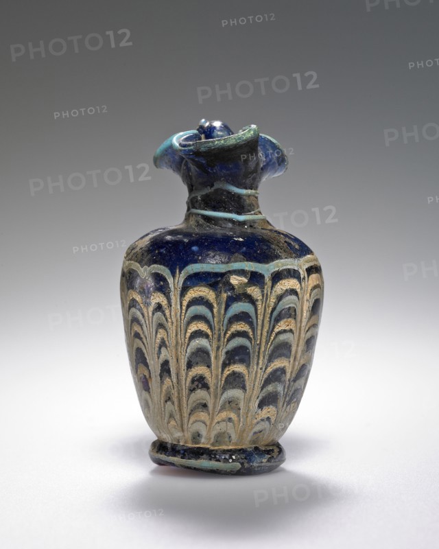 Oinochoe; Eastern Mediterranean; 4th - 3rd century B.C; Glass; 5.8 cm, 2 5,16 in