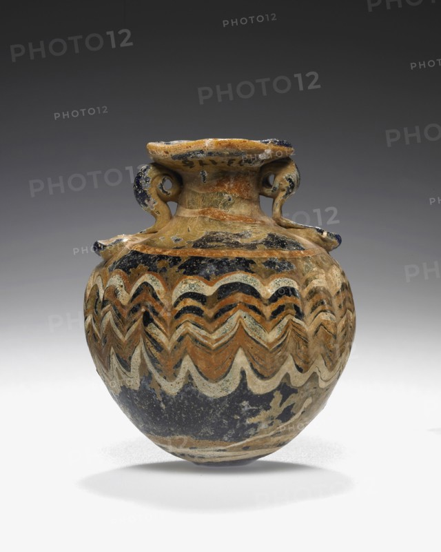 Aryballos; Eastern Mediterranean; 6th - 4th century B.C; Glass; 6.1 cm, 2 3,8 in