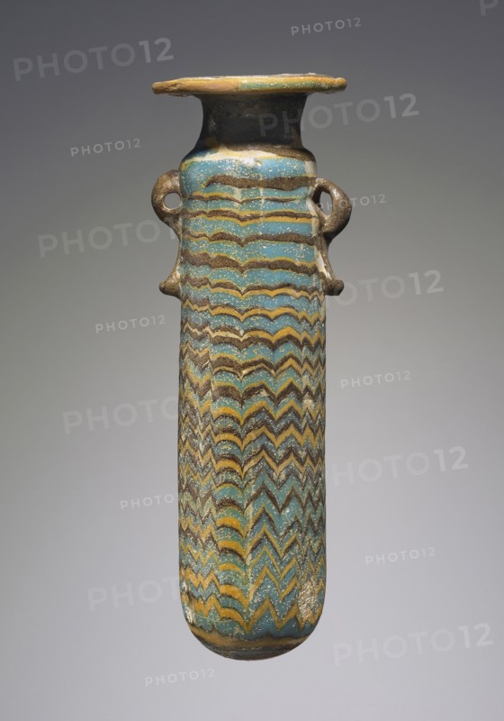 Alabastron; Eastern Mediterranean; 6th - 4th century B.C; Glass; 9.6 cm, 3 3,4 in
