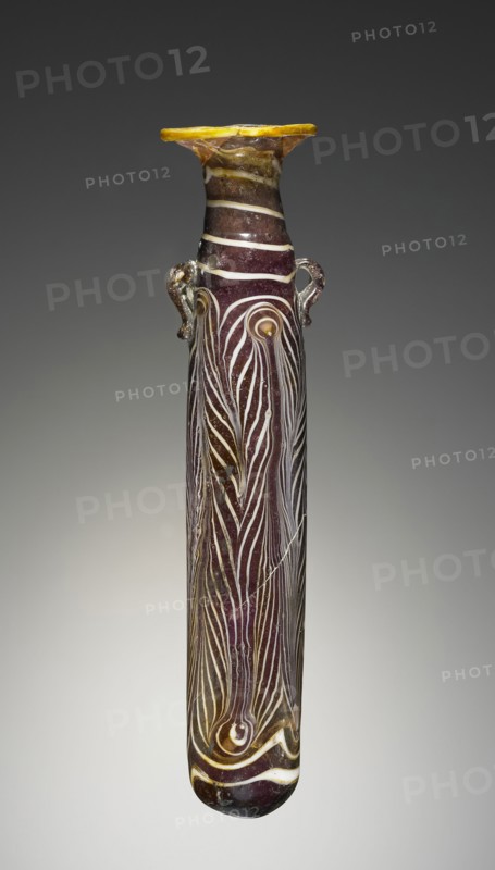 Alabastron; Eastern Mediterranean; 4th - 1st century B.C; Glass; 13.5 cm, 5 5,16 in
