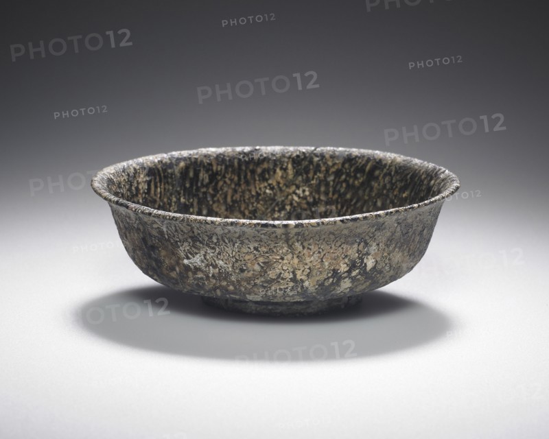 Mosaic Bowl; Olbia, ?, Ukraine; 1st century B.C; Glass; 3.2 x 10 cm, 1 1,4 x 3 15,16 in