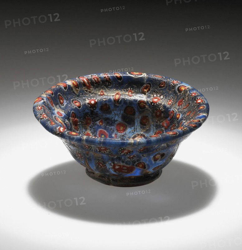 Mosaic Bowl; Eastern Mediterranean; end of 1st century B.C. - 1st century A.D; Glass; 4.2 x 9 cm, 1 5,8 x 3 9,16 in
