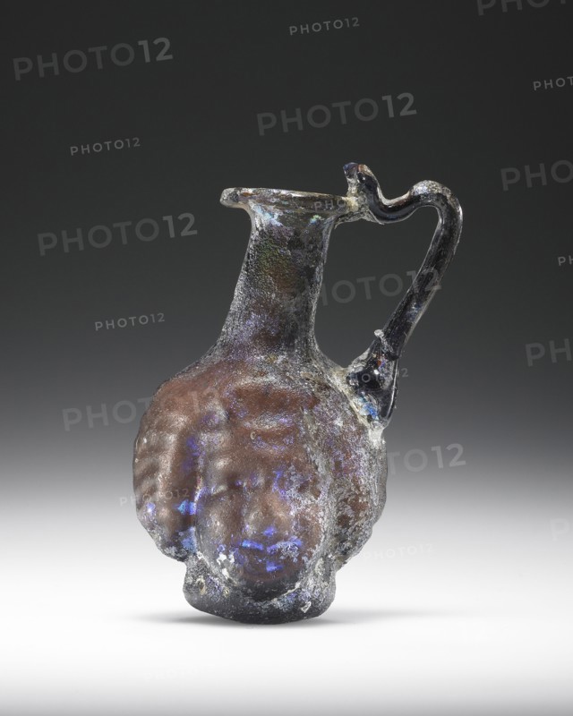 Double Head Oinochoe; Eastern Mediterranean; about 1st - 2nd century; Glass; 6.5 cm, 2 9,16 in