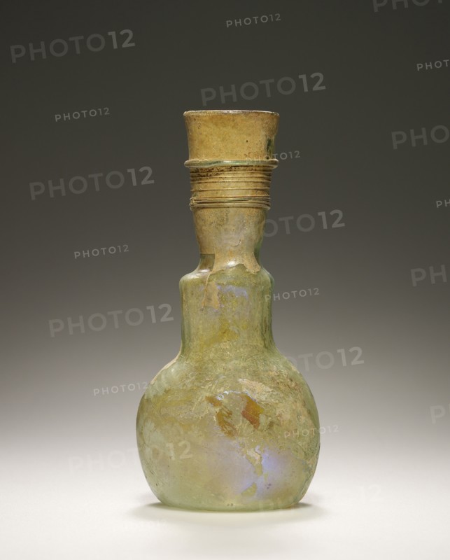 Flask; Eastern Mediterranean; 4th - 5th century; Glass; 13.3 cm, 5 1,4 in