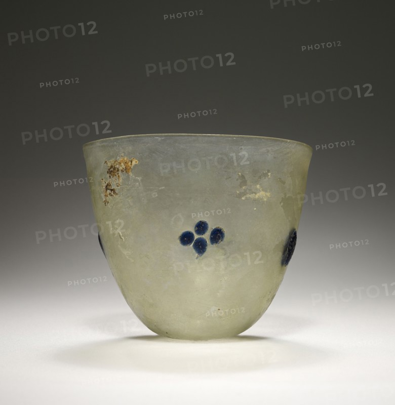 Conical Lamp; Eastern Mediterranean; 4th - 5th century; Glass; 7 x 10 cm, 2 3,4 x 3 15,16 in