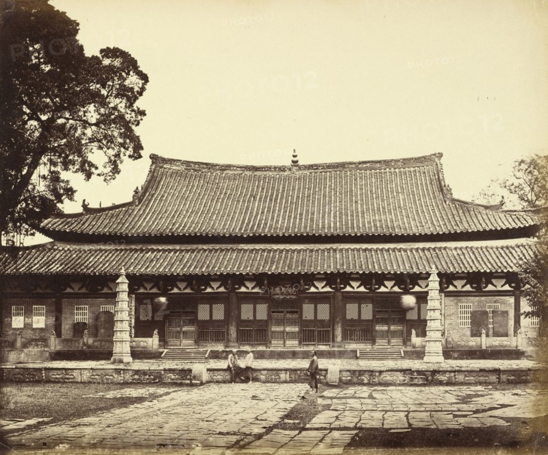 Temple in Tartar Quarter, Canton, Guangzhou, China; Felice Beato, 1832 - 1909, Henry Hering, 1814 - 1893