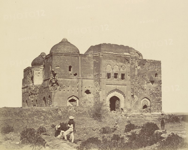 Mosque Piquet; Felice Beato, 1832 - 1909, Delhi, India; 1858; Albumen silver print