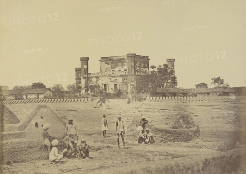 Khursid Manzil; Felice Beato, 1832 - 1909, Lucknow, Uttar Pradesh, India; March - April 1858; Albumen