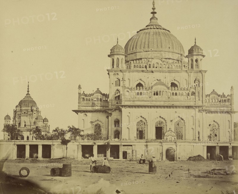 Small Mosque in the Kaiserbagh; Felice Beato, 1832 - 1909, Lucknow, Uttar Pradesh, India; March 1858
