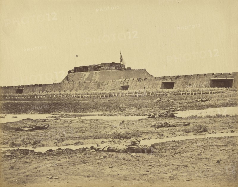 Rear of the North Fort Showing the Retreat of the Chinese Army, August 21, 1860; Felice Beato, 1832 - 1909