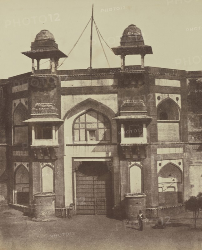 Adjmir, Entrée de la forteresse; Baron Alexis de La Grange, French, 1825 - 1917, France; negative 1849 - 1851; print 1851